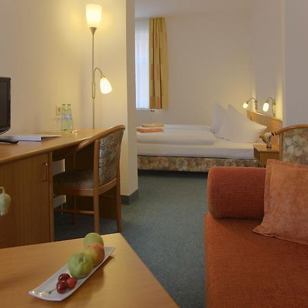 Adler-Hotel Delitzsch Ngoại thất bức ảnh