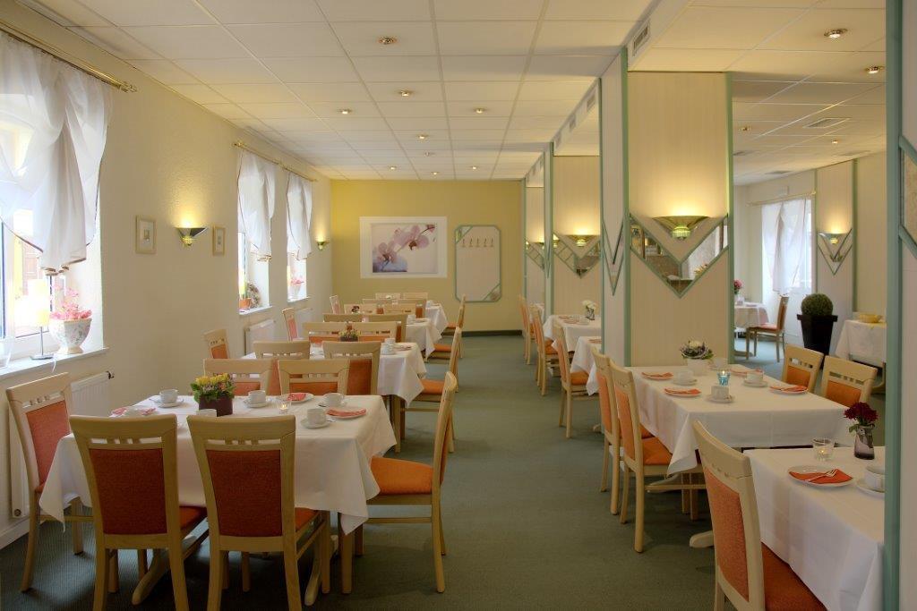 Adler-Hotel Delitzsch Ngoại thất bức ảnh